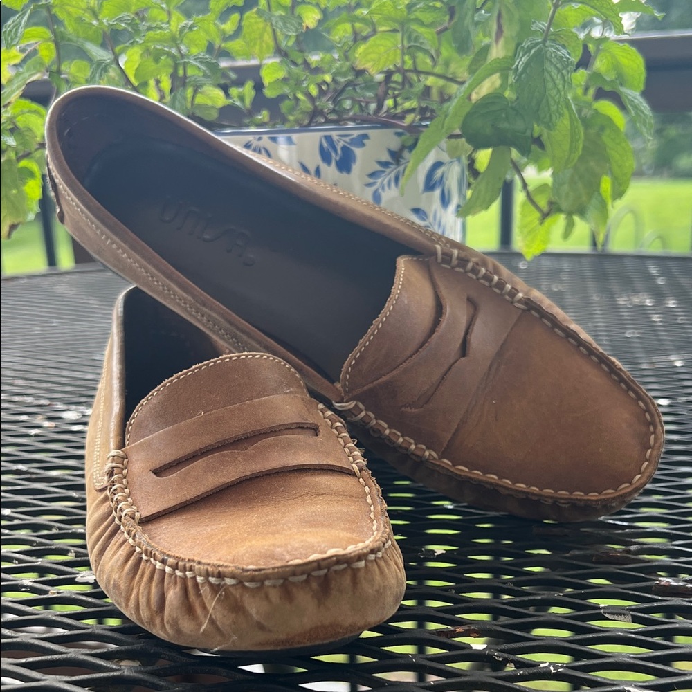Unisa Driving Moccasins